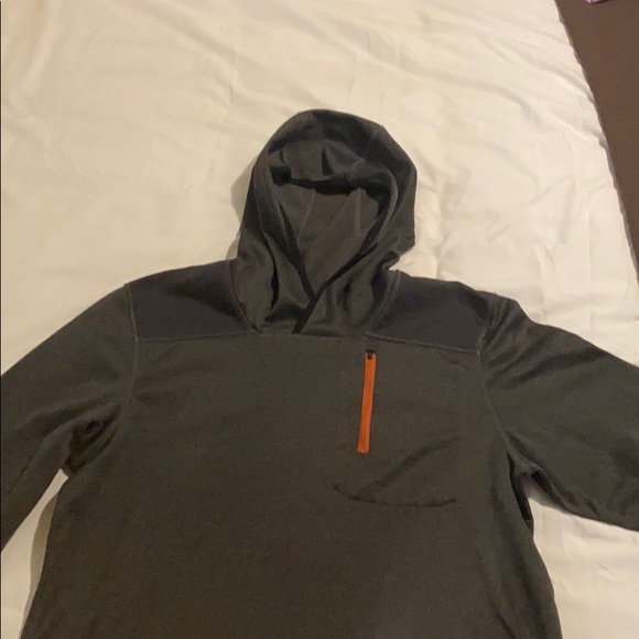 Men’s active sweatshirt - Picture 2 of 3